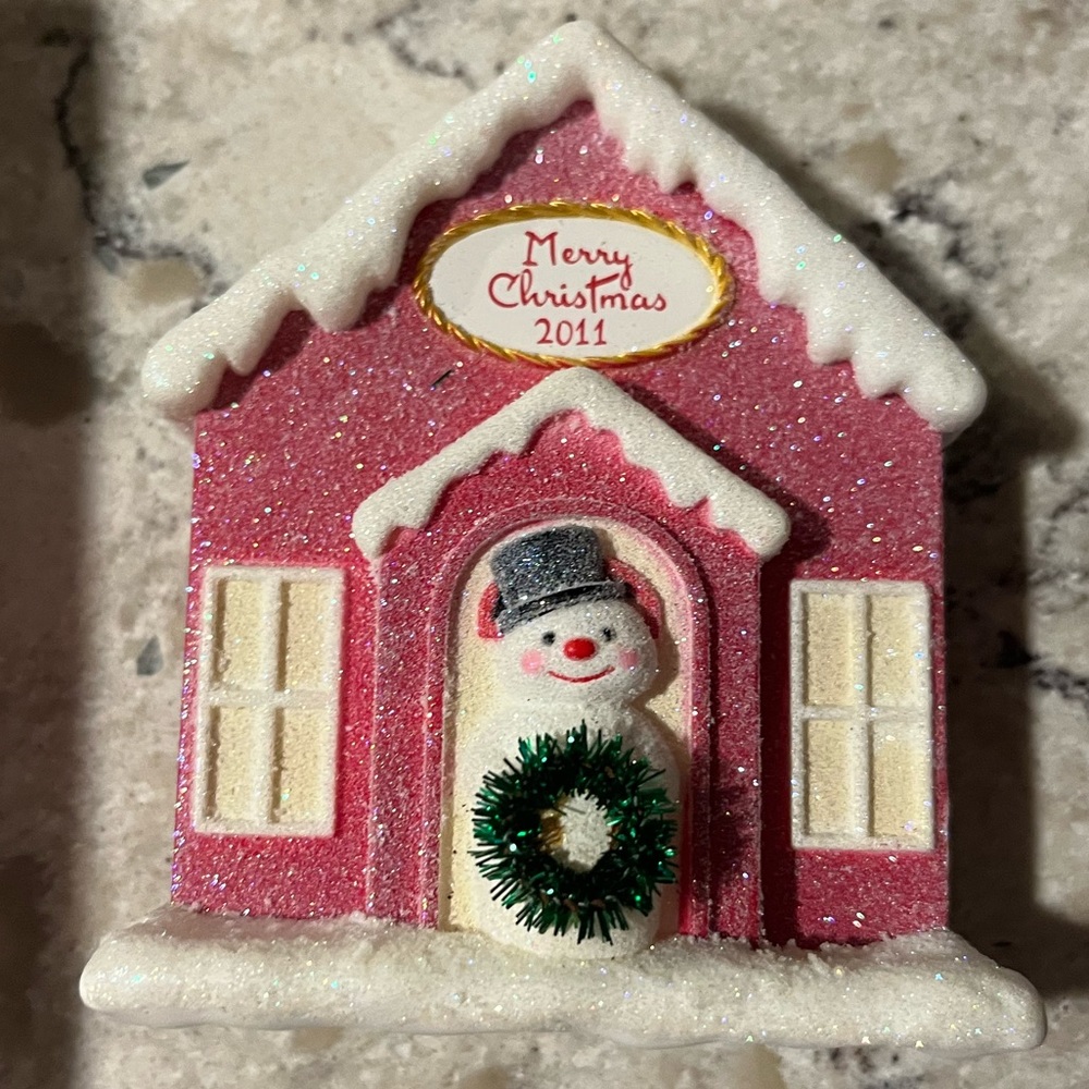 Hallmark Welcome Christmas, 2011 -NIB